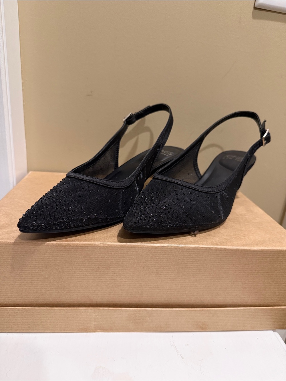 Jones New York Black Embellished Slingback Pointed Heels